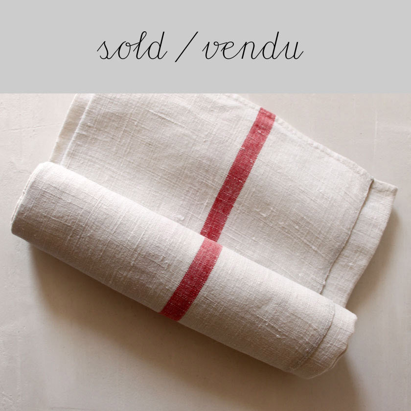 Retro Red Stripe Towels